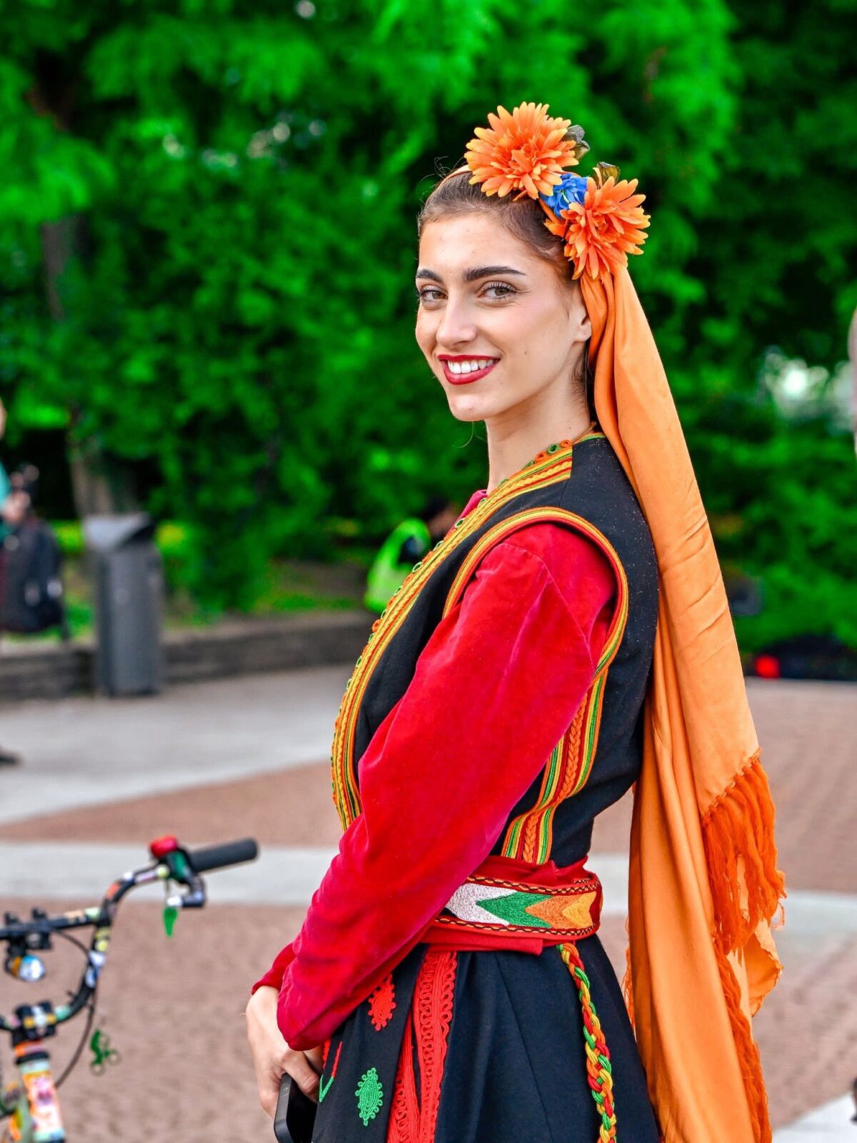 %% Прайдът с Дара и Шествието на Семейството с Княгинята - генерална репетиция на армиите за изборите през есента! (Снимки)