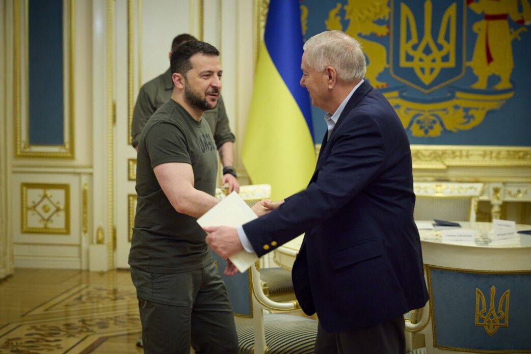 Най-големият поддръжник на Зеленски в Сената на САЩ умря внезапно часове след посещението си в Киев! %% Най-големият поддръжник на Зеленски в Сената на САЩ умря внезапно часове след посещението си в Киев!