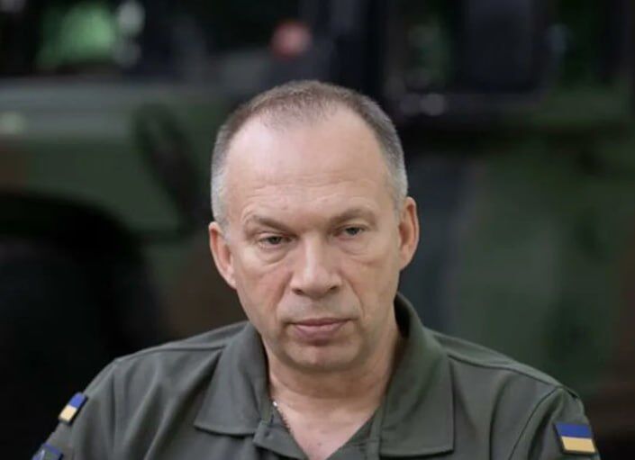 Зеленски изгони главнокомандващия Сирски след бурните протести в Украйна! %% Зеленски изгони главнокомандващия Сирски след бурните протести в Украйна!
