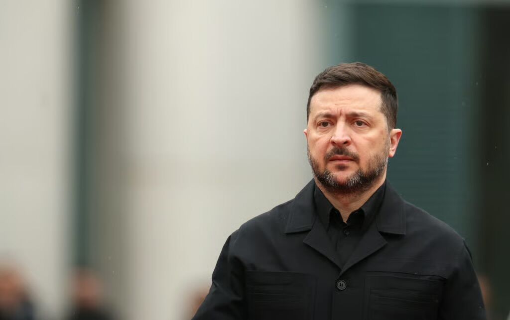 %% Украинският военен министър: Нуждаем се от милиарди кеш още утре, за да продължим да се бием с Русия!