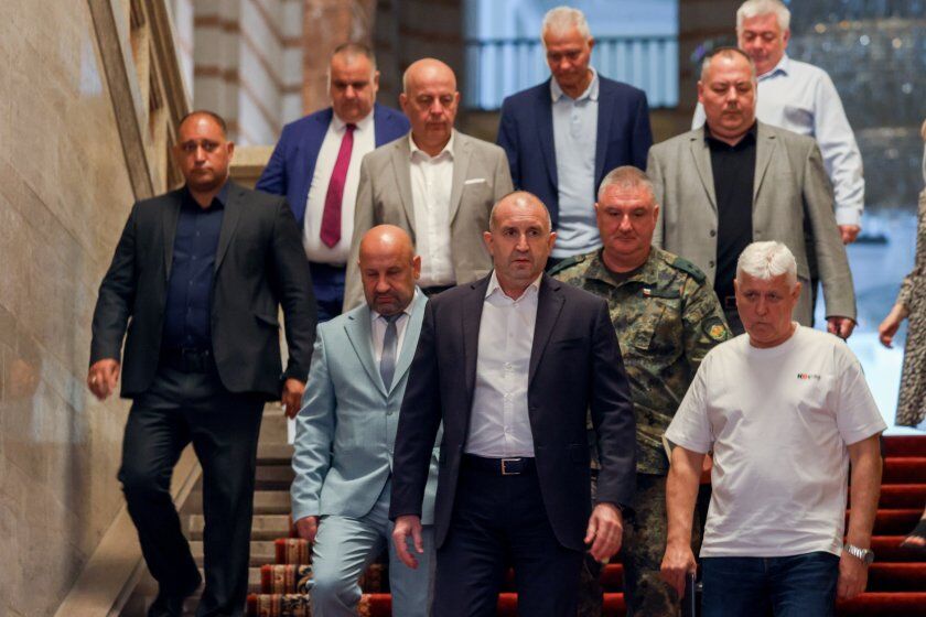 %% Извънредна ситуация в държавата! Румен Радев съобщи от МС: Дрон навлезе в България откъм Румъния и бе взривен тази сутрин!