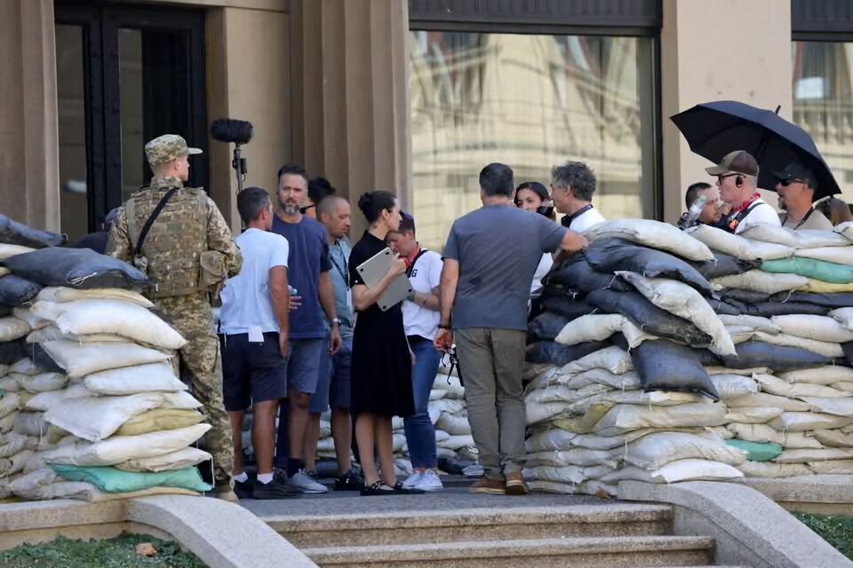 %% Арестуваха заподозрян за взрива на Северен поток, докато снима филм с либералната кокона Мария Бакалова