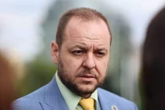 %% Първи обвиняем след трагедията “Петрохан” - зеленият министър от кабинета “Петков” Борислав Сандов!