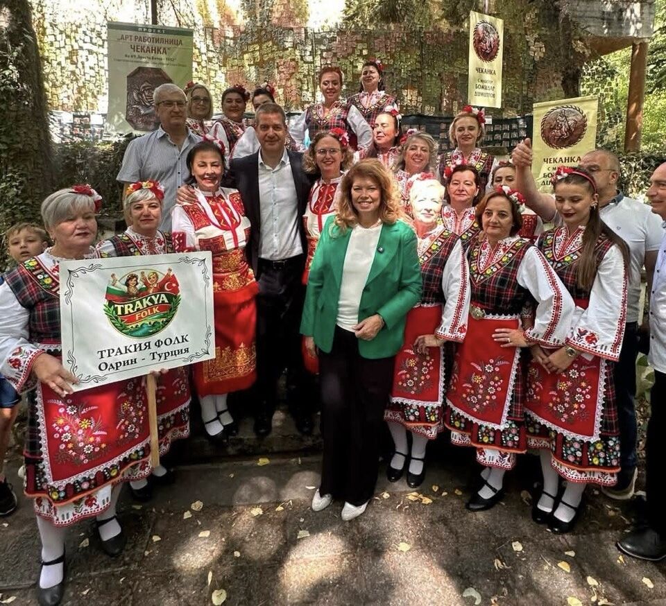 Цяла България гърми с новината на Кристияна и BNEWS: Кметът на Стара Загора от ГЕРБ ще гласува за Илияна Йотова! %% Цяла България гърми с новината на Кристияна и BNEWS: Кметът на Стара Загора от ГЕРБ ще гласува за Илияна Йотова!