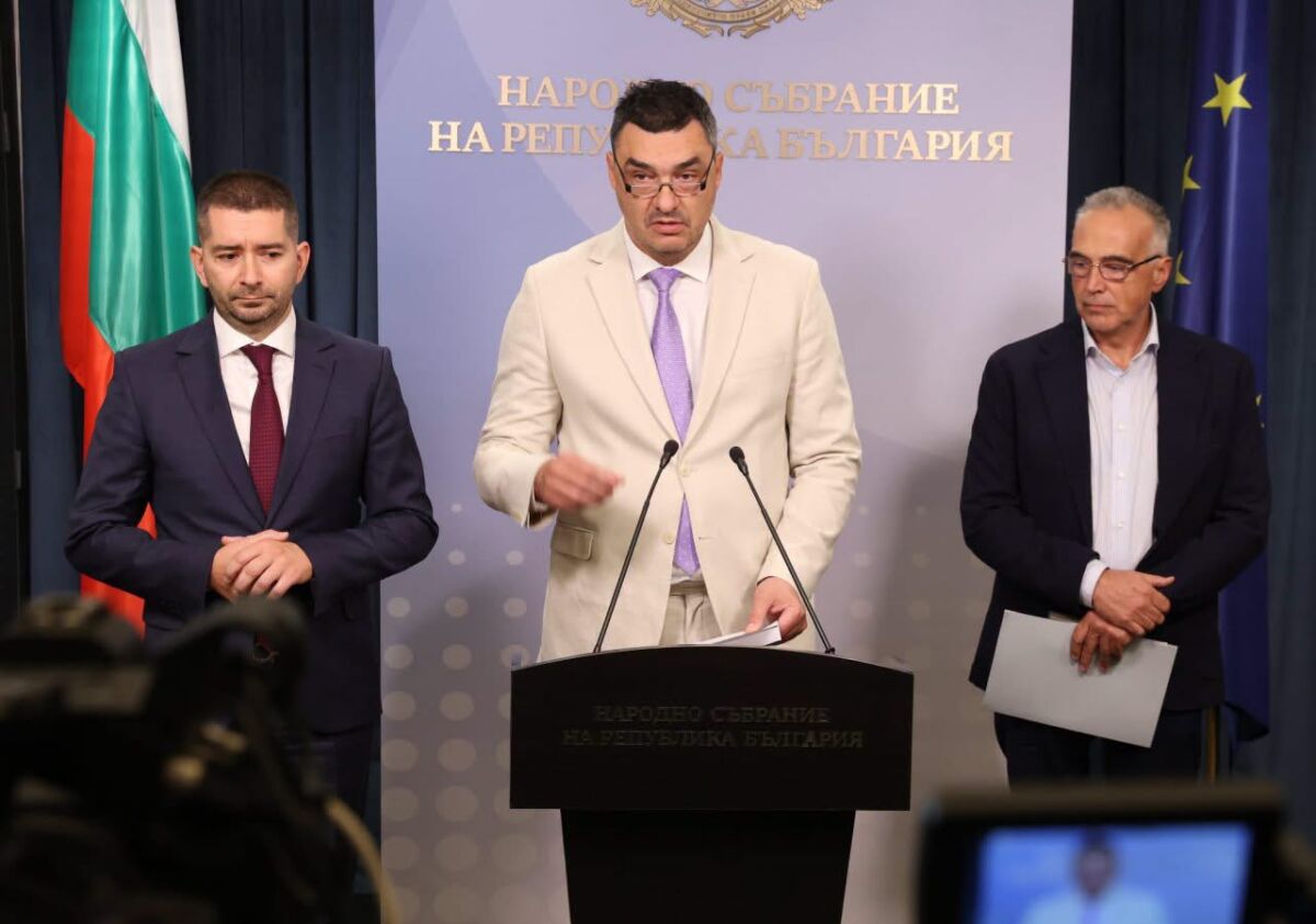 “Прогресивна България” благодари на Украйна за високата оценка на родната ни дипломация! %% “Прогресивна България” благодари на Украйна за високата оценка на родната ни дипломация!