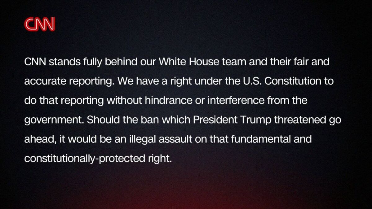 Тръмп изгони CNN и Politico от Белия дом за разпространение на либерална пропаганда и фейкове %% Тръмп изгони CNN и Politico от Белия дом за разпространение на либерална пропаганда и фейкове
