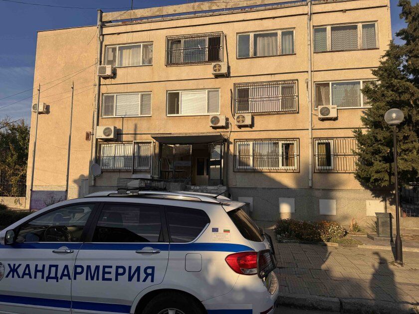 %% Премиерът Румен Радев: Борисов и Пеевски са изнервени, защото губят контрол върху финансовите потоци!