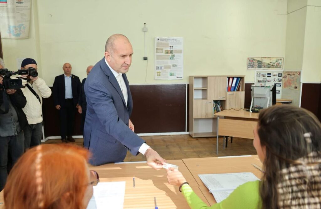 %% Румен Радев: При убийството на Слави Бинев става въпрос за доста пари!