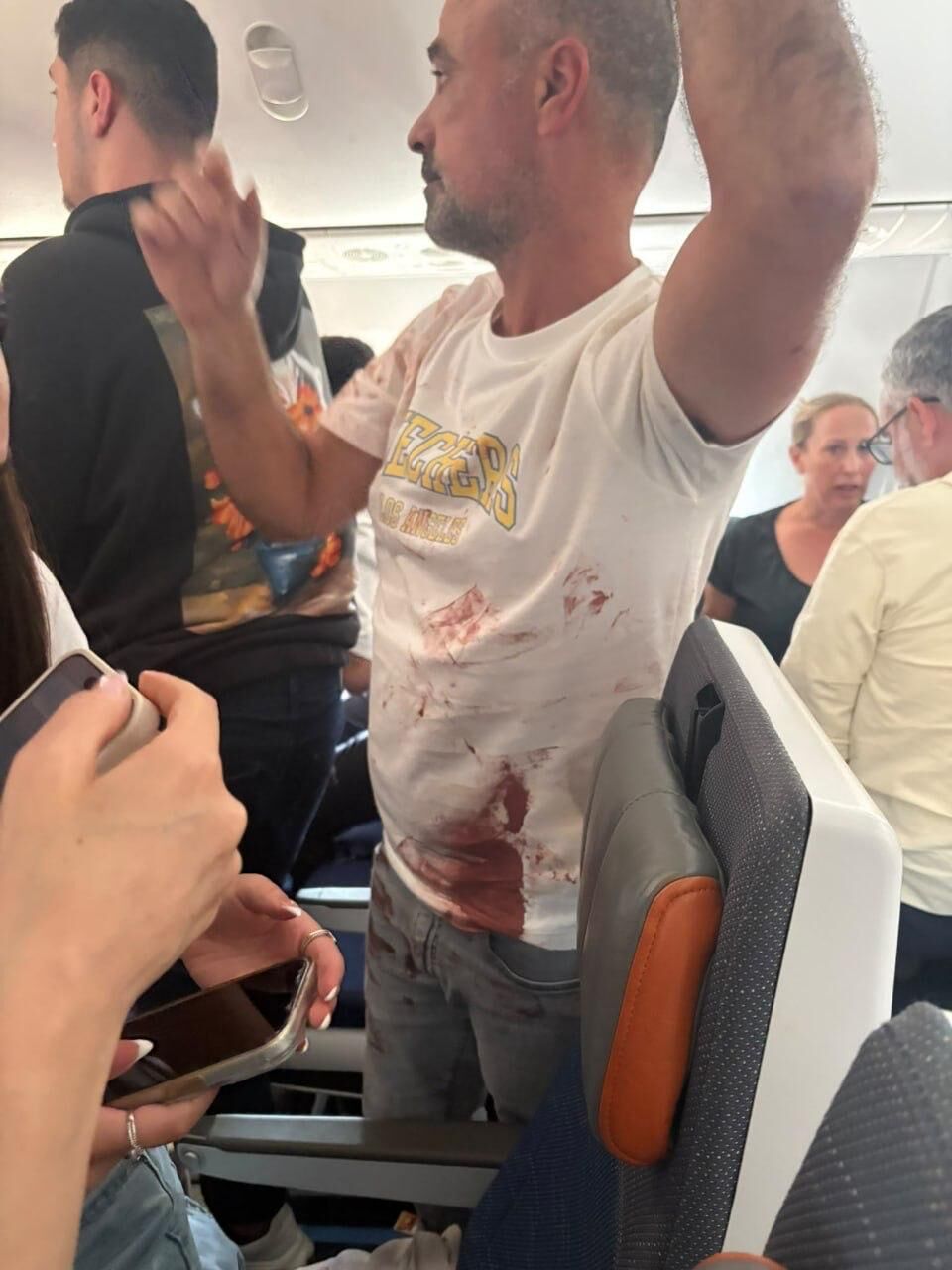 %% Ад в небето: Цивилни пилоти и пътници спряха терористичен акт по подобие на 9/11 над Израел със самолет на fly Dubai! Снимки 18+