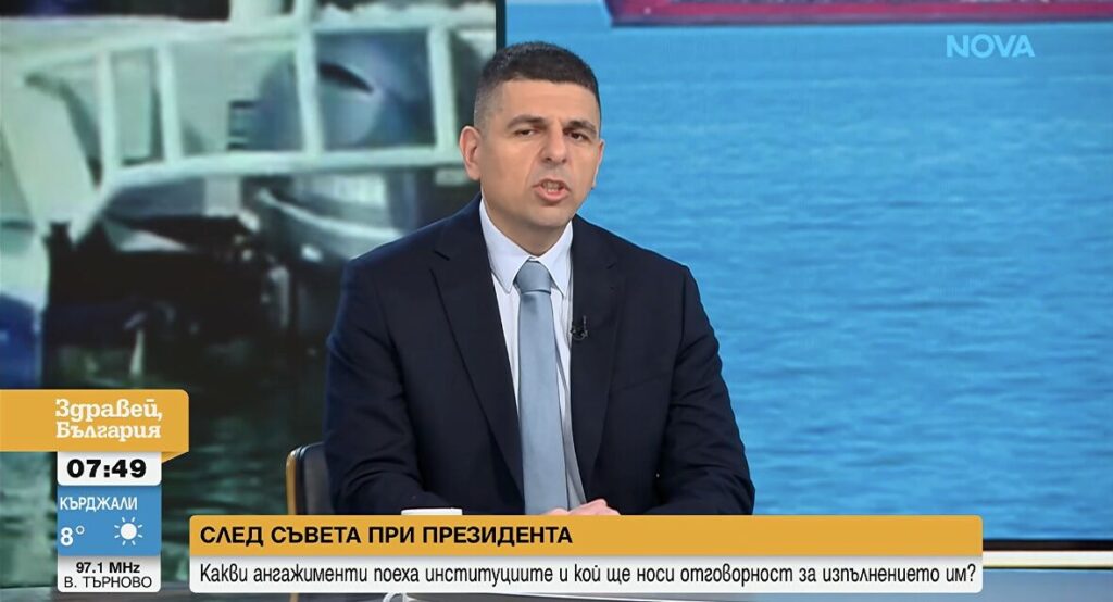 %% Лама Ивайло Мирчев сънува, че спи в ефира на Нова: “От Добрич съм! Свидетел е видял, че дронът в Черно море е руски!”