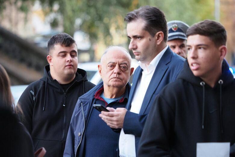 %% Мижав протест показа: Мирът в Украйна е капитулация за жълтопаветните и за Сглобката!